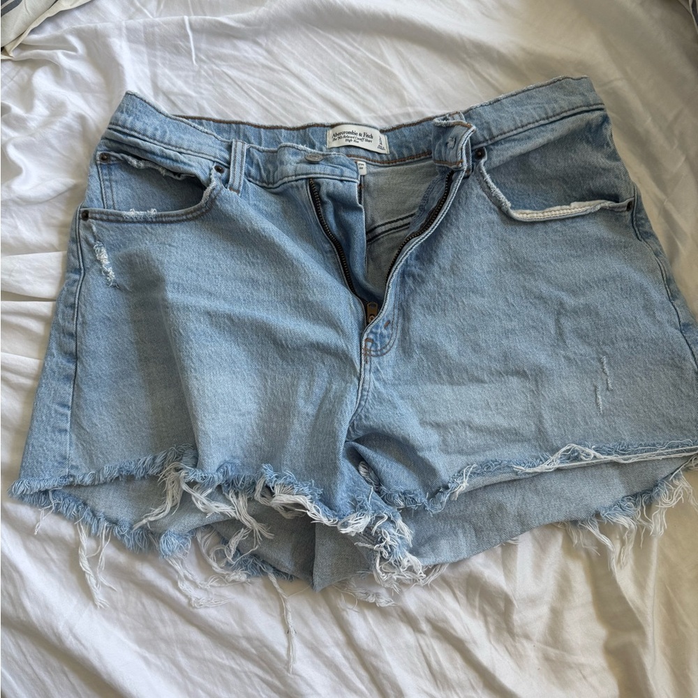 Abercrombie & Fitch Curve Love 90s Relaxed Cutoff Short 32/14